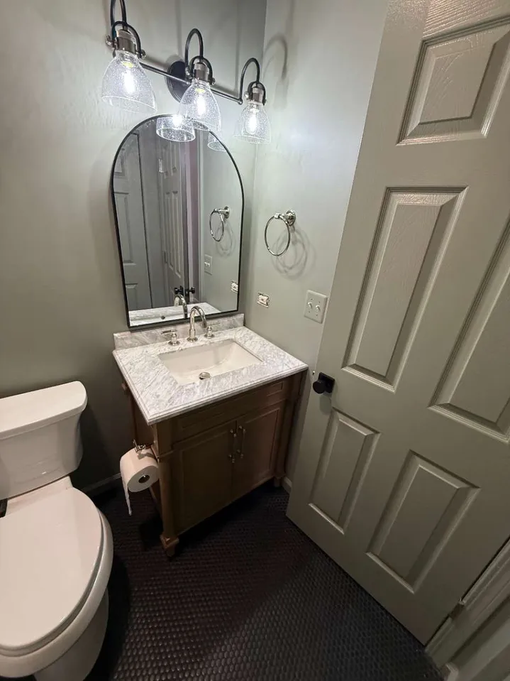 Full Bathroom Remodel – New Vanity, Fixtures, Tile & More - Image 6